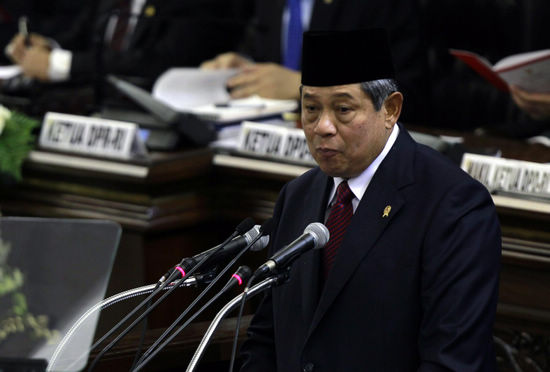 Indonesia expects faster economic growth