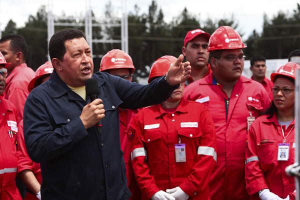 Chavez visits crude oil facility