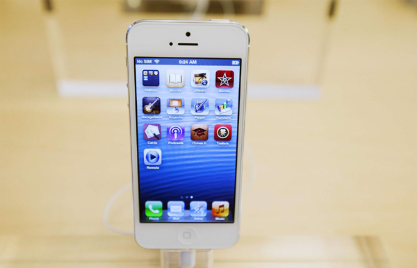 Apple working on lower-end iPhone