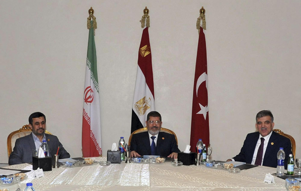 Presidents of Egypt, Iran, Turkey meet on Syria crisis
