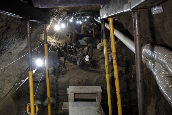 Robot discovers 3 ancient chambers at Teotihuacan