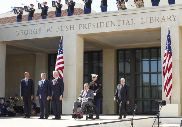 Presidents meet at Bush library opening