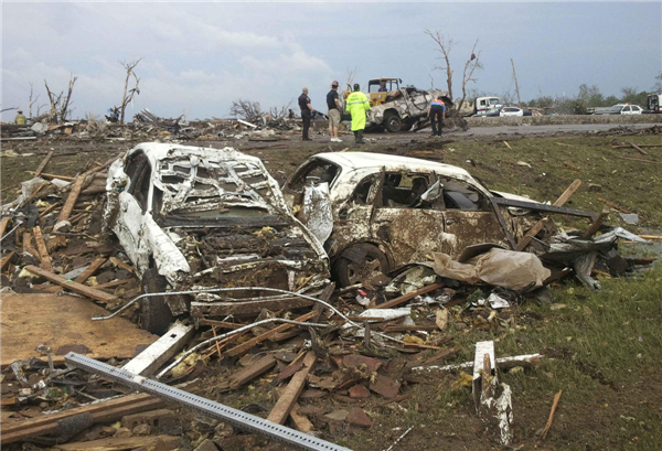 37 killed in US tornado; death toll to rise