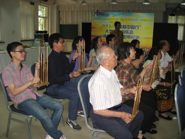 'Biggest Angklung Performance' to be held in Beijing