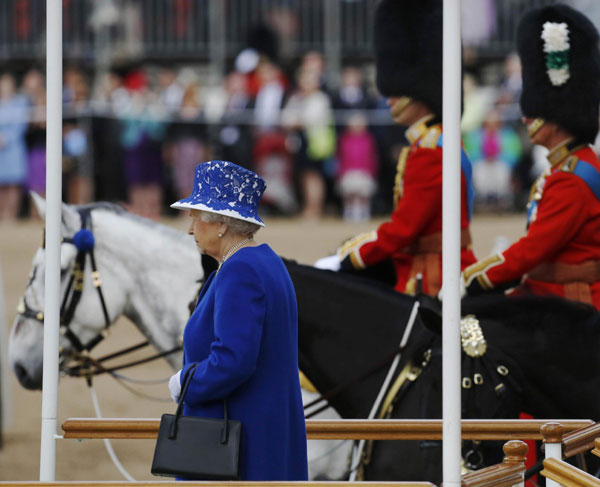 Britain honors Queen Elizabeth's birthday