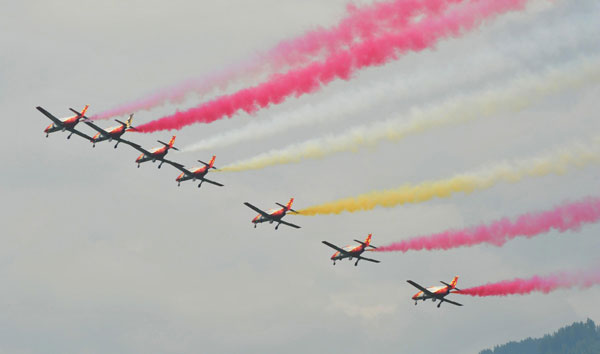 Austrian air show opens