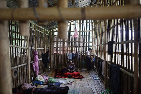 Myanmar's heroin addicts resort religion's helpu