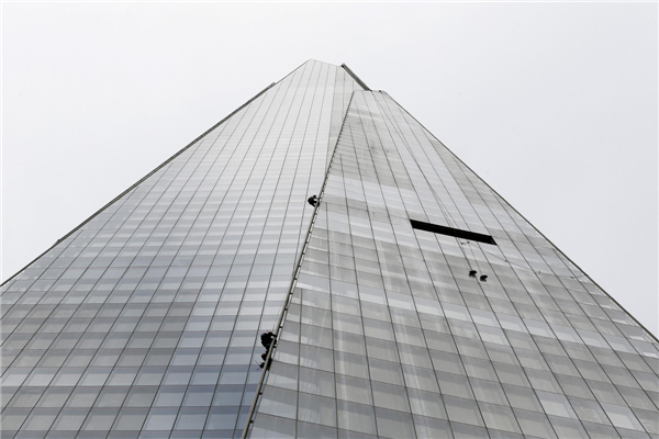 Environmental activists scale London's Shard tower