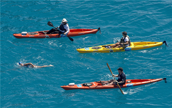 Woman, 64, sets record with Cuba-to-Florida swim