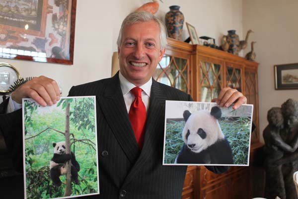 Belgian zoo owner set to host Chinese pandas
