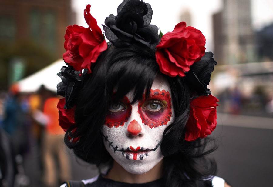 Costume bonanza at New York Comic-Con