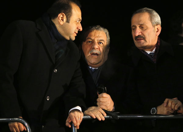 Two Turkish ministers resign over corruption probe