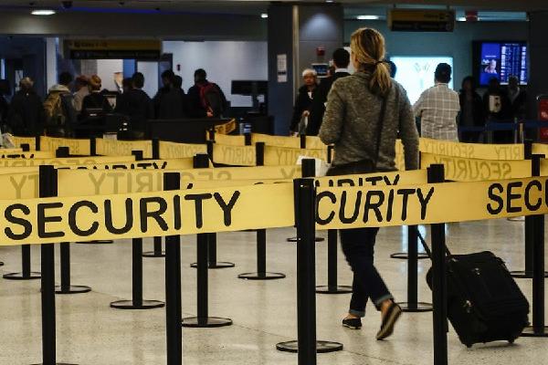 Ebola screening starts at New York's JFK airport