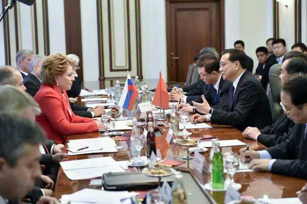 China-Russia ties beneficial to global peace, cooperation: Li
