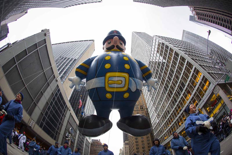 Thanksgiving Day Parade colors New York