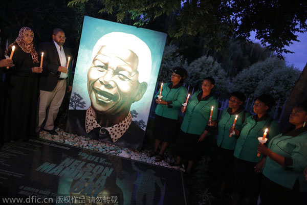 S Africa marks anniv of Mandela's death