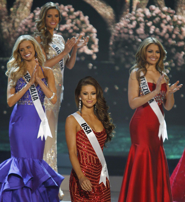 Miss Colombia is crowned Miss Universe for 2015