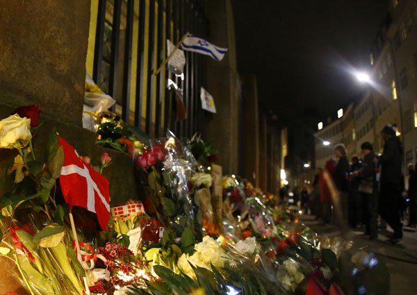 Danish police kill gunman suspected of Copenhagen shootings