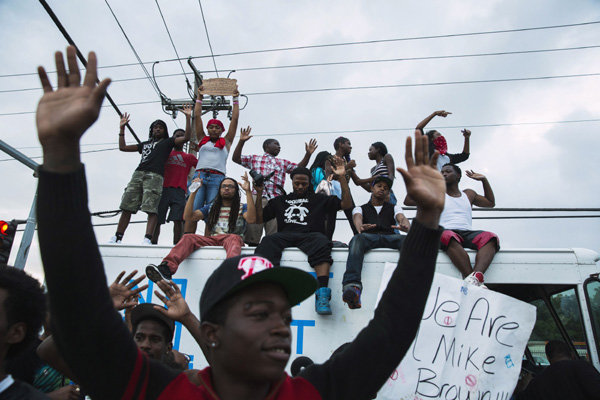 US preparing to sue Ferguson police over charges of racial bias