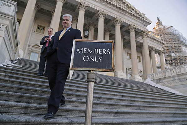 US Congress averts security agency shutdown with 1-week spending fix