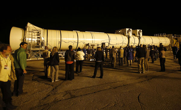 Enhanced space shuttle solid rocket motor passes test firing