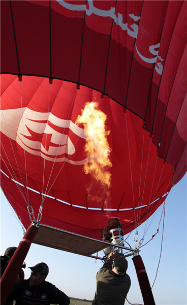 Tunisian Balloon Festival kicks off