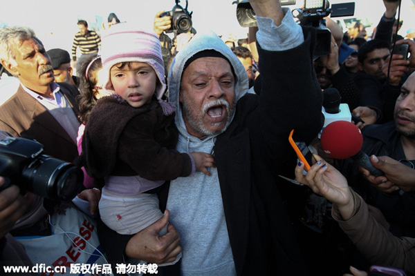 Tunisians demonstrate against terrorism after deadly attack