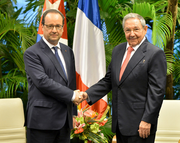 French president calls for end to US embargo on Cuba