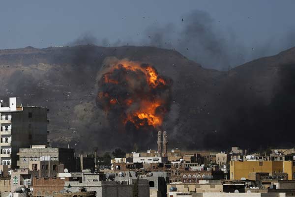 Yemen truce starts after shelling