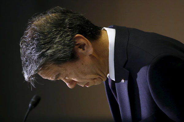 CEO of Japan's Toshiba resigns over doctored books