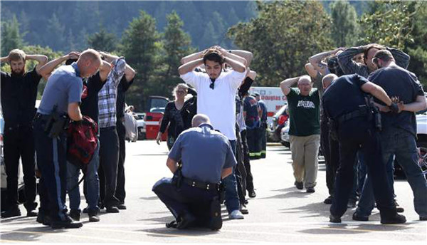 Gunman opens fire at Oregon college in mass killing