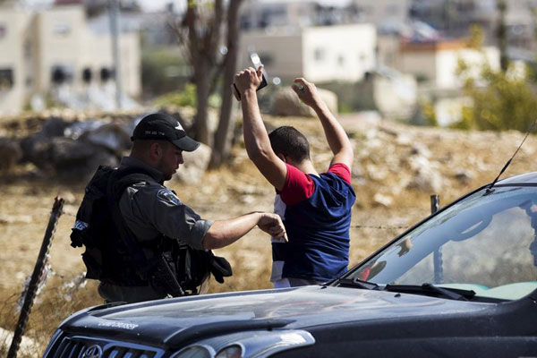 Israel seals off Palestinian neighborhoods in East Jerusalem