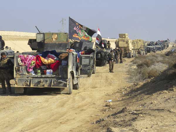 Iraqi forces continue offensive against IS in Ramadi