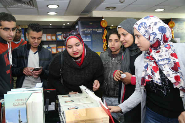 China showcases books in Arabic in Cairo exhibition