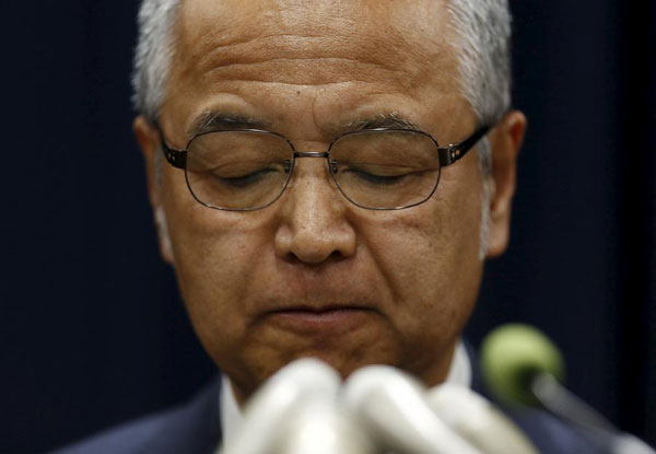 Japan's economy minister resigns over bribery scandal