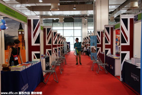 Chinese students in UK enjoy fruits of the 'golden era'