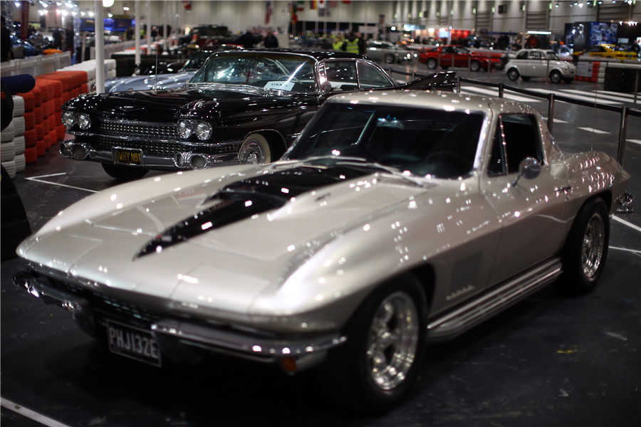 Classic Car Show kicks off in London