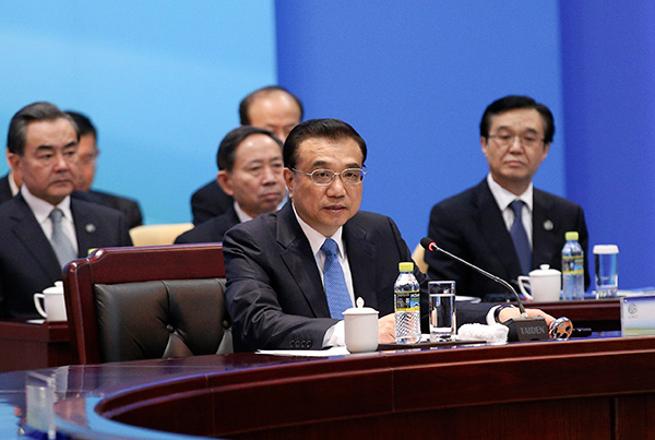 Premier Li mourns victims of Brussels attacks