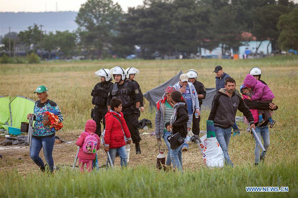 2,000 refugees relocated on first day of major police operation