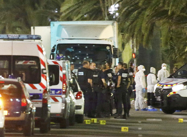 French leader says France is at war following Nice terror attack