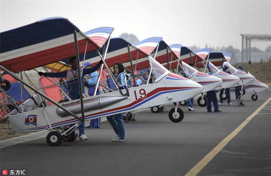 Flying club offers bird's-eye view of Pyongyang