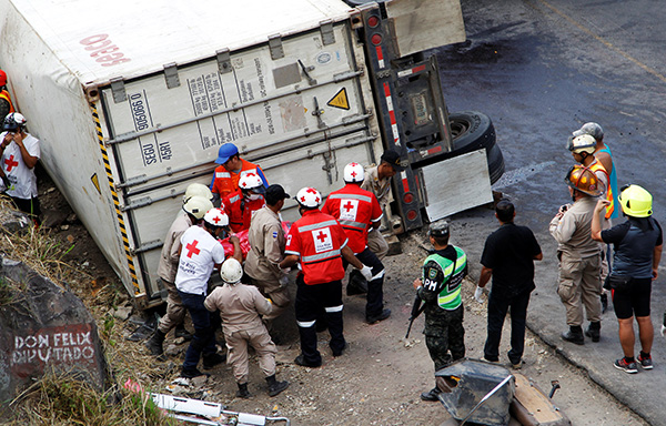 16 killed, dozens injured in Honduras highway collisions