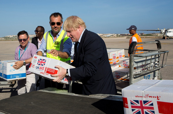 UK foreign minister visits Somalia, pledges drought aid