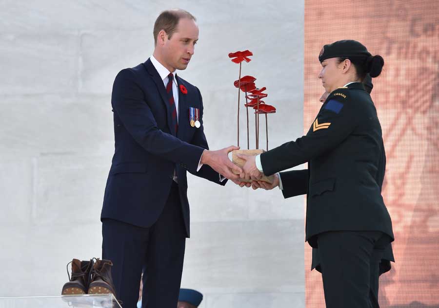 British royals and Canadian PM pay tribute to fallen soldiers in WWI