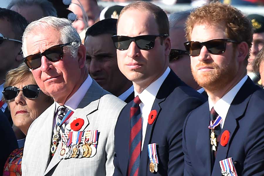 British royals and Canadian PM pay tribute to fallen soldiers in WWI