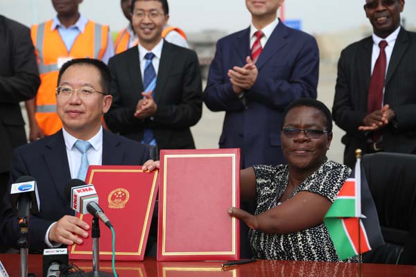 Kenya receives 45,000 bags of rice from China for drought alleviation