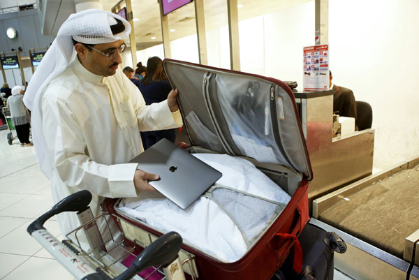 US ends laptop ban on Middle East carriers