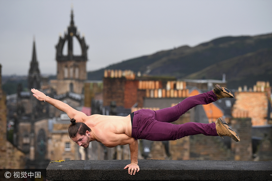 Circus members perform at Edinburgh Festival