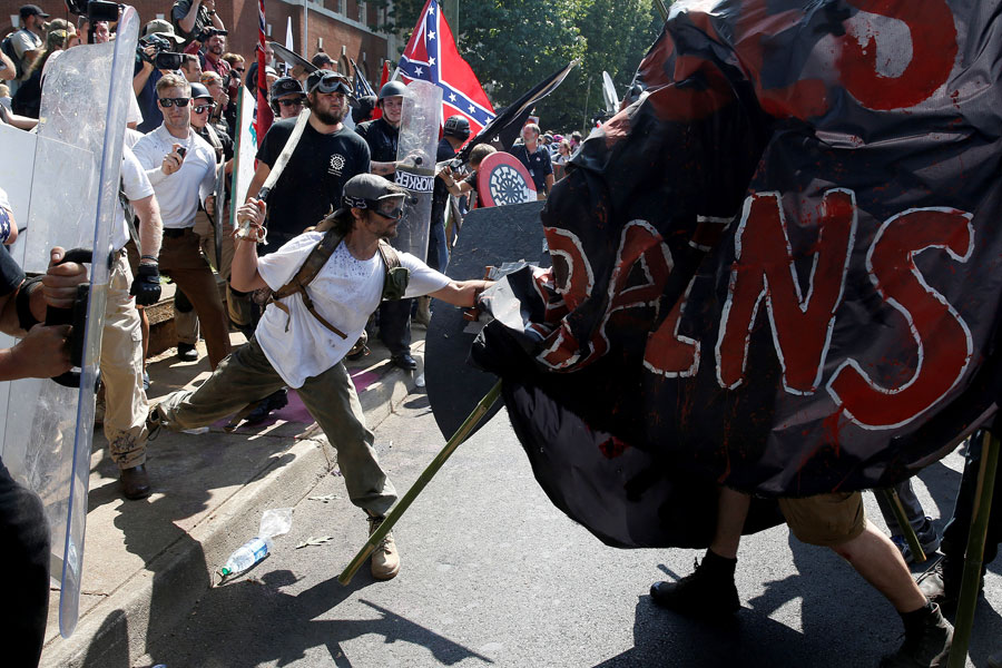 Hundreds rally around US against white supremacists