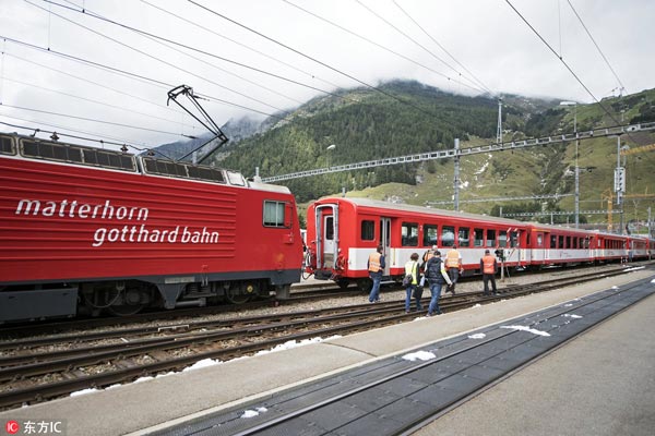 Train accident in central Switzerland lightly injures 33: police